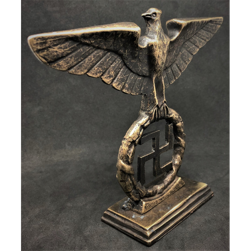 Aquila con Base