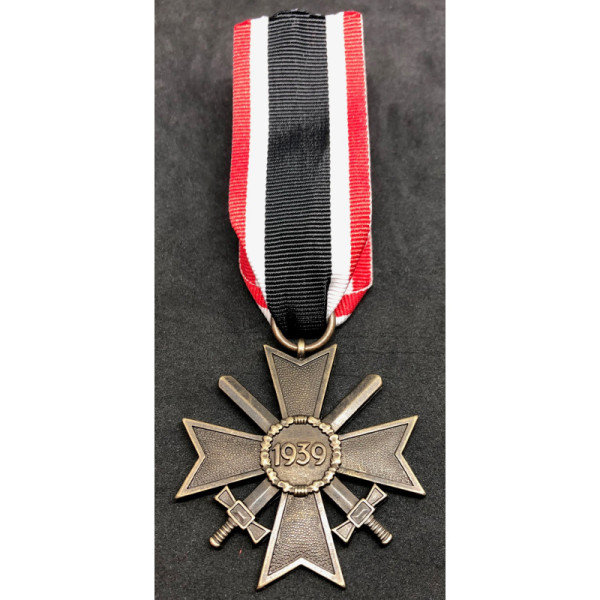 Croce al Merito di Guerra 1939 - con Spade