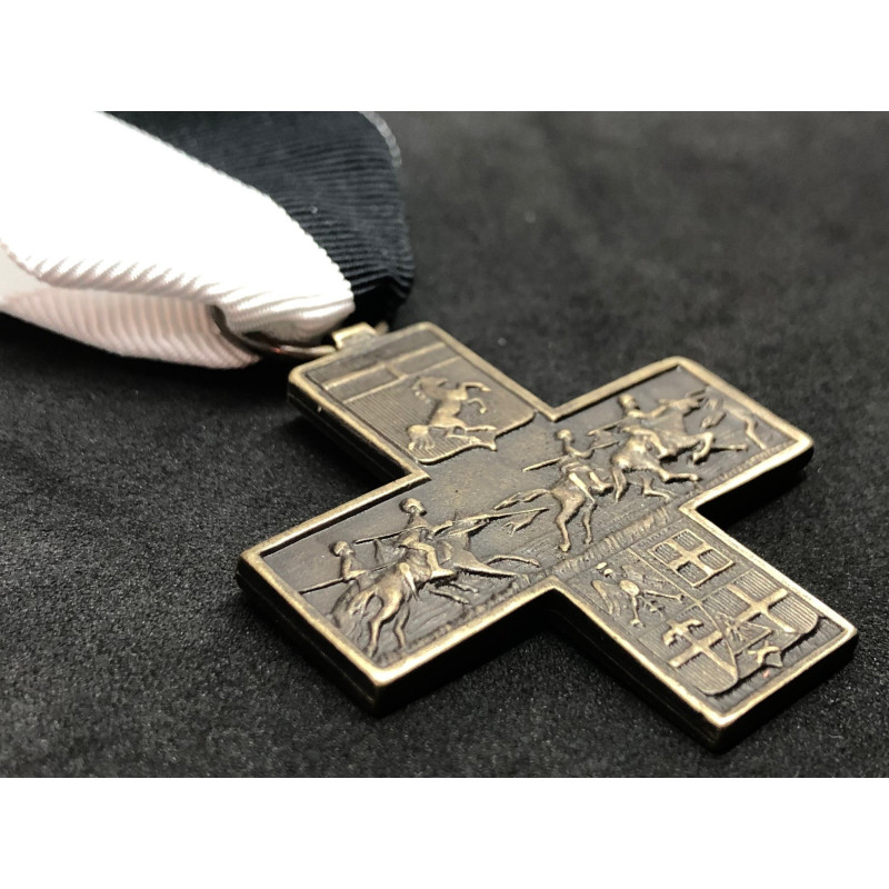 Croce Commemorativa dell'Associazione Arma di Cavalleria