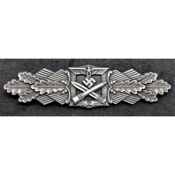 Close Combat Clasp (Silver)