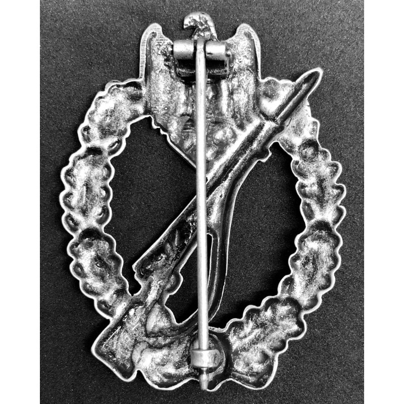 Infanterie Sturmabzeichen im Silber (Hersteller "Schauerte und Höhfeld")