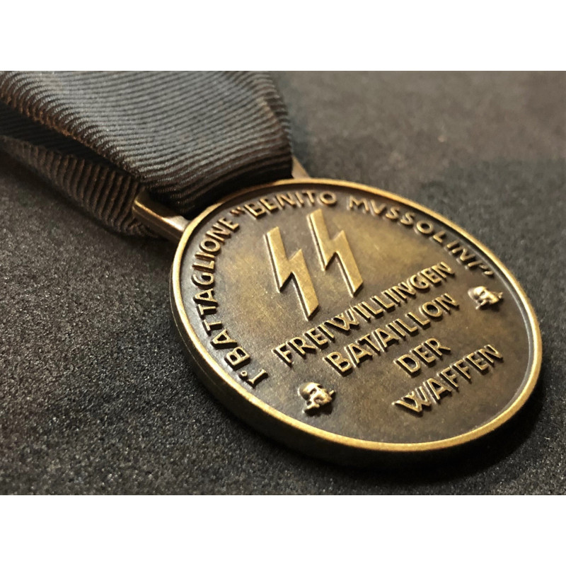 Medaglia Commemorativa delle SS Italiane del 1° Battaglione Volontari Bersaglieri "Benito Mussolini"