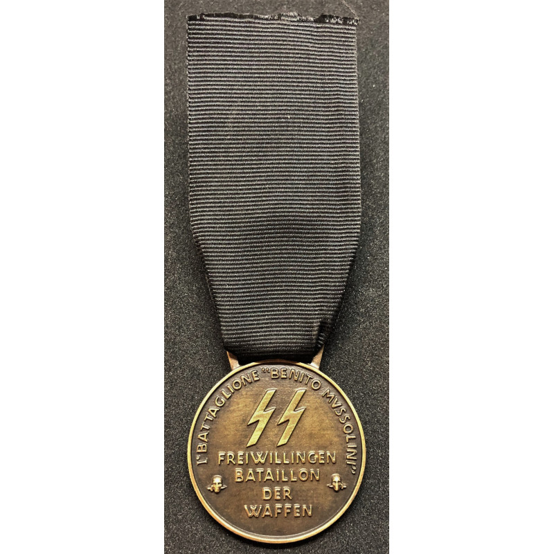 Commemorative Medal of the Italian SS of the "Benito Mussolini" 1st Bersaglieri Volunteer Battalion