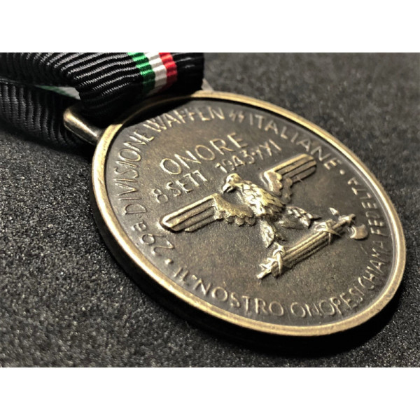 Medal 29th Div. Waffen SS Italy