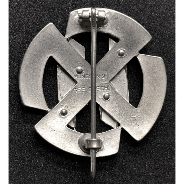 Distintivo Di Membro D'Onore Delle SS - Argento (Munchen 9 Ges. Gesch.)