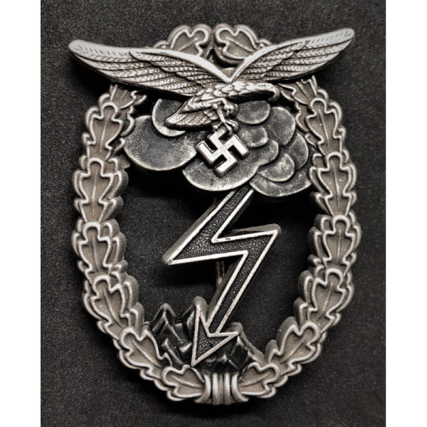 Distintivo Di Combattimento A Terra