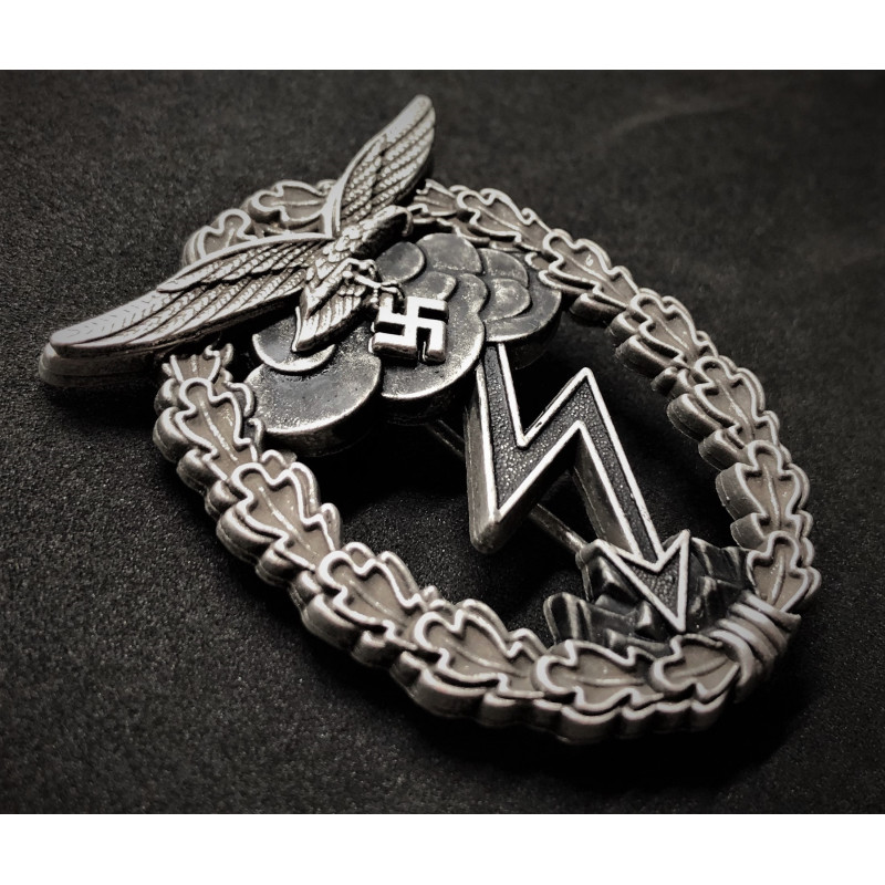 Distintivo Di Combattimento A Terra