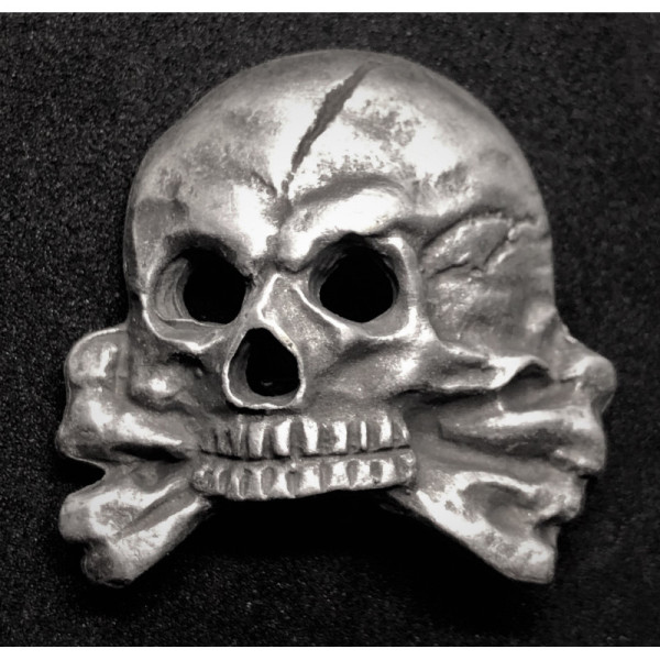 Totenkopf Mützenabzeichen