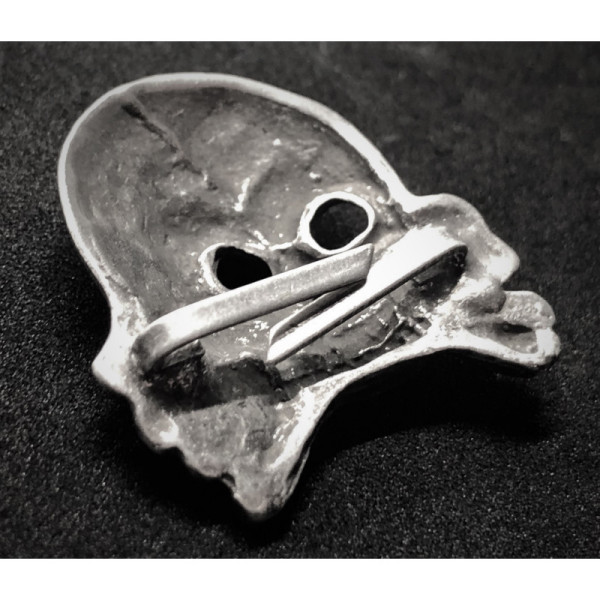 Totenkopf Mützenabzeichen