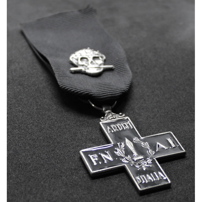 Commemorative Cross "Arditi d'Italia"
