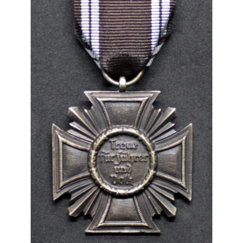 Long Service NSDAP Medal 3rd Class - 10 Years (Bronze)