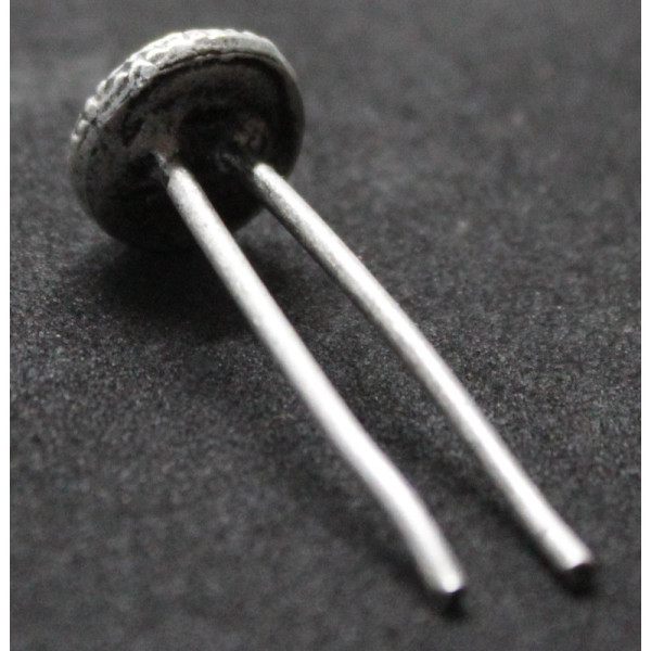 Knopf für Schirmmütze (Silber)