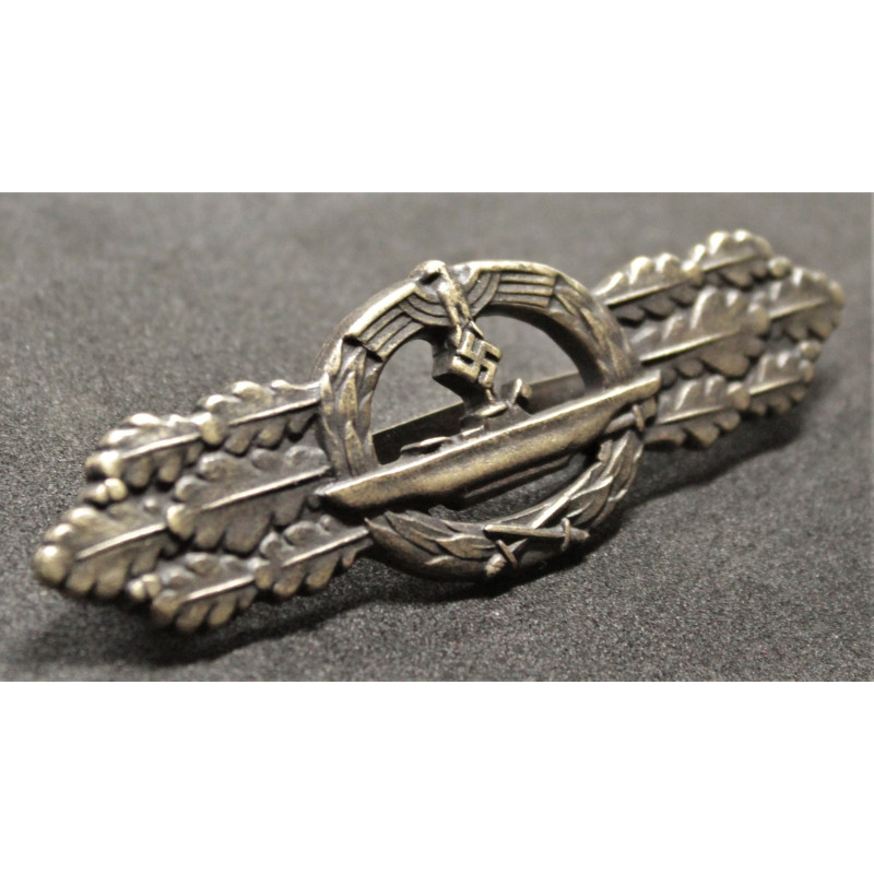 U-boat Front Clasp (Bronze)