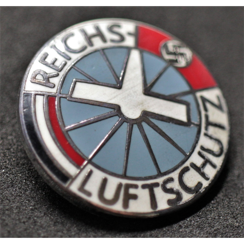 Reichs Luftschutz Abzeichen