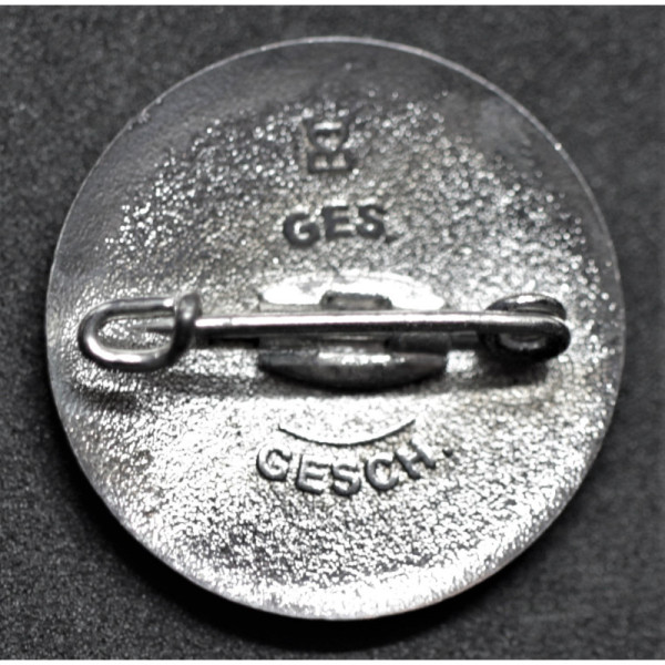 Reichs Luftschutz Pin Badge