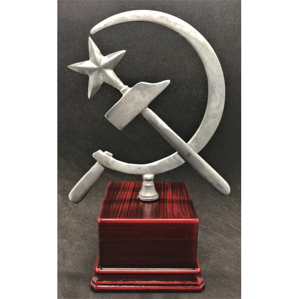 -Poletop - Sickle and Hammer