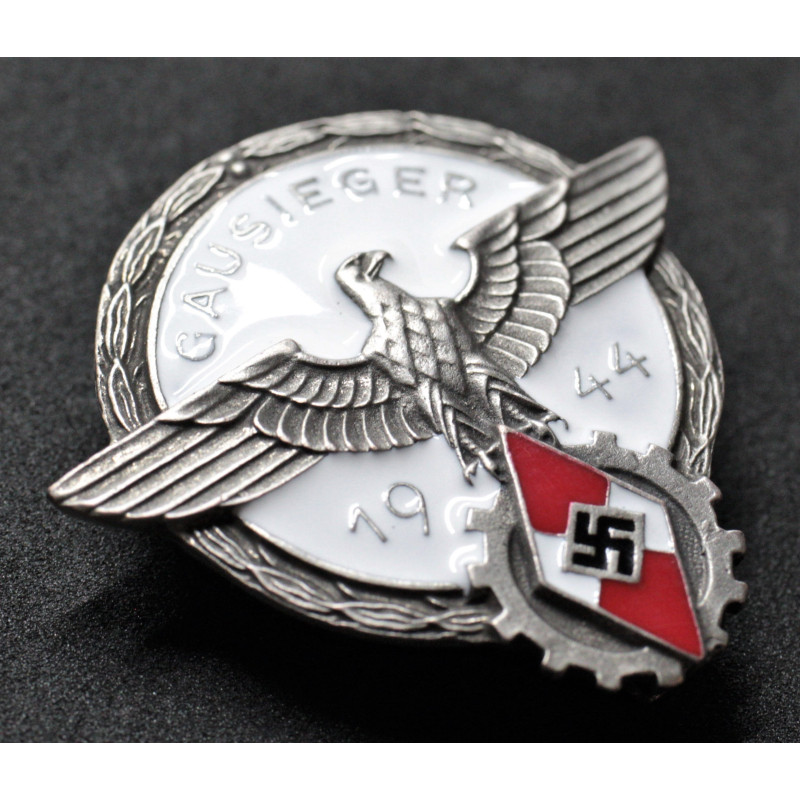 Ehrenzeichen Gausieger im Reichsberufswettkampf 1944
