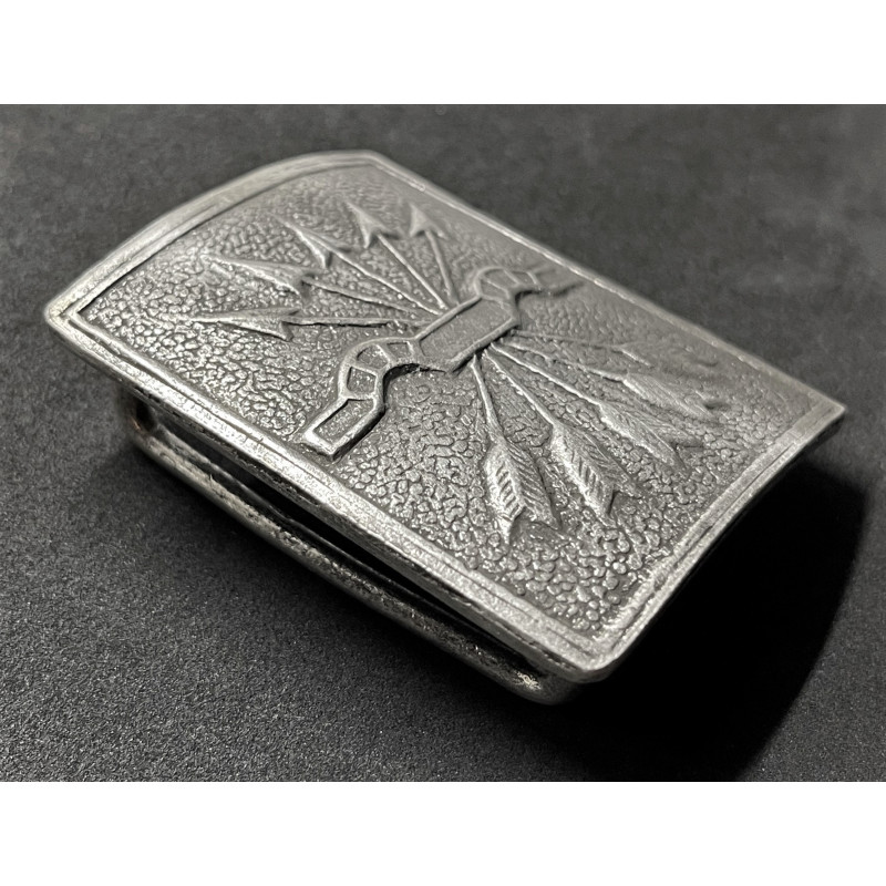 Buckle With Modern Hook - Flechas