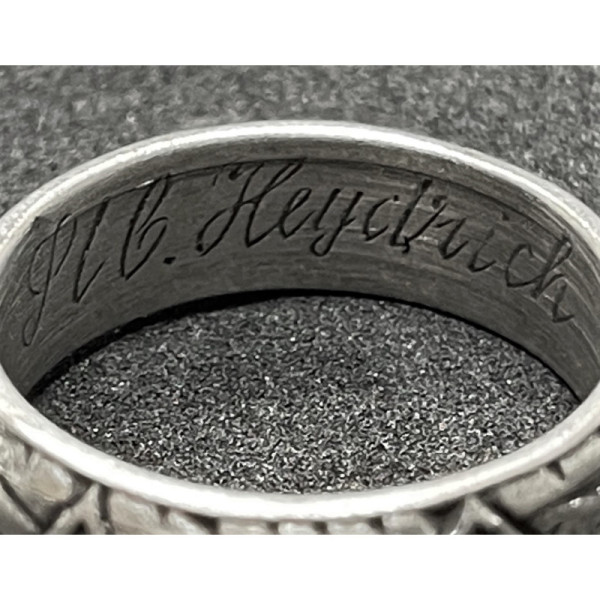Totenkopfring di Reinhard Heydrich