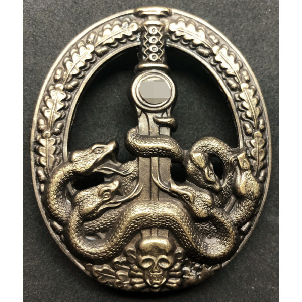 Anti-Partisan Guerrilla Warfare Badge (Empty Bronze)