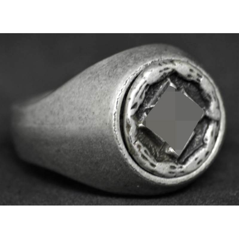 Ring - Swastika