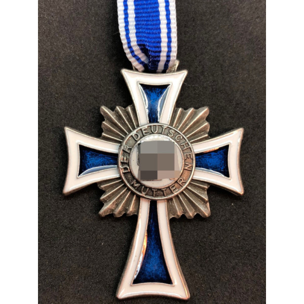 Croce D'onore Per Le Madri Tedesche Argento