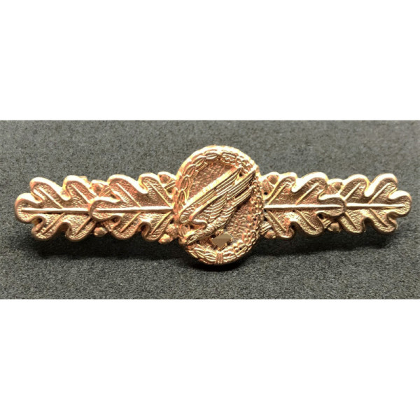 Distintivo per Combattimenti Ravvicinati per Paracadutisti della Luftwaffe (Oro)