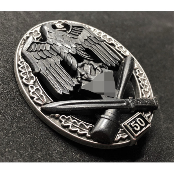 General Assault badge - 50 Assaults