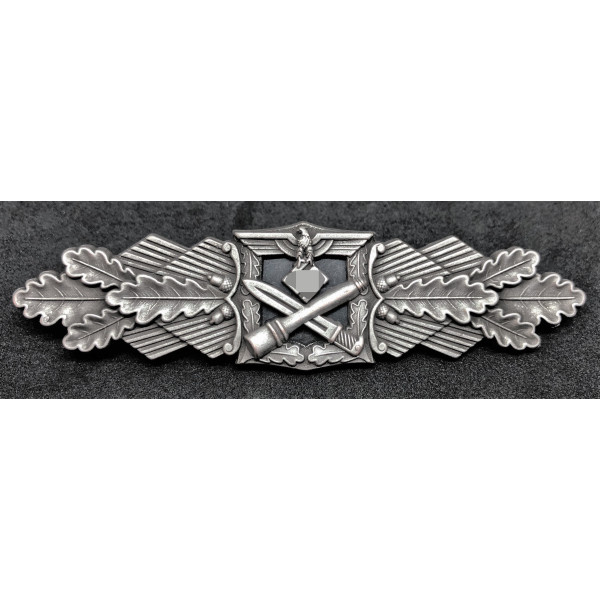 Nahkampfspange (Silber) 2