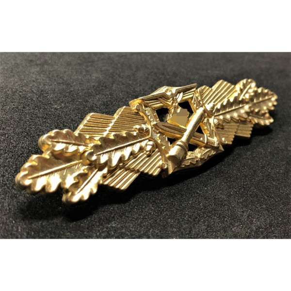 Distintivo Per Combattimenti Ravvicinati (Oro)