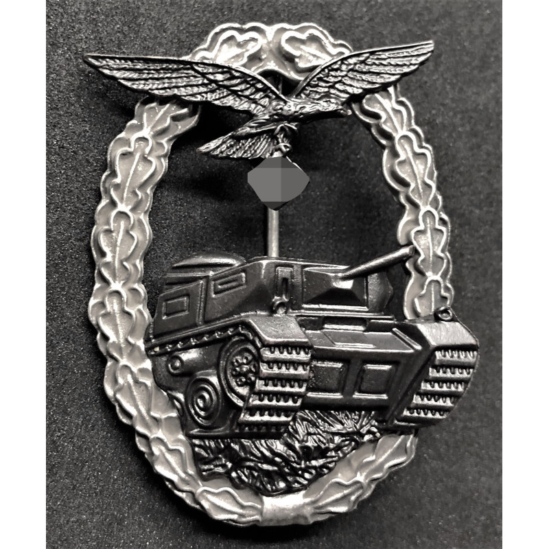 Repro Distintivo Divisione Corazzata Dell'Aviazione Hermann Göring ww2