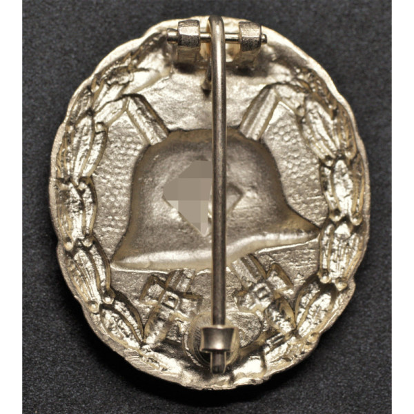 Condor Legion Wound Badge (Gold)