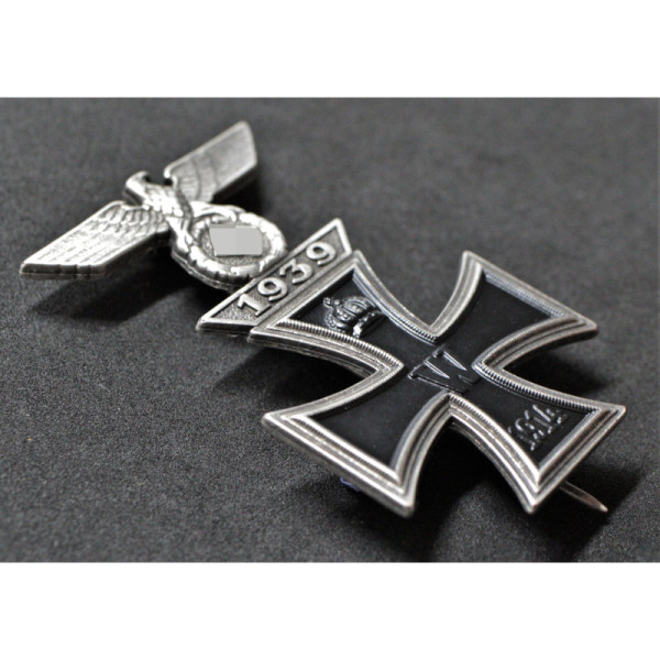 Repro Reconfirmation Of The Iron Cross ww2 for reenactment.