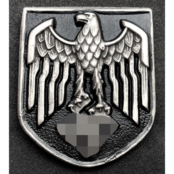 Heer Tropical (Pith) Helmet Insignia (Eagle) 2