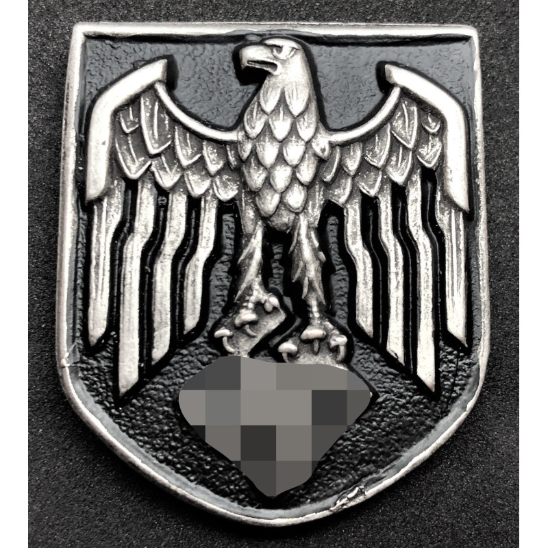 Heer Tropical (Pith) Helmet Insignia (Eagle)