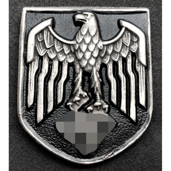 Heer Tropical (Pith) Helmet Insignia (Eagle)