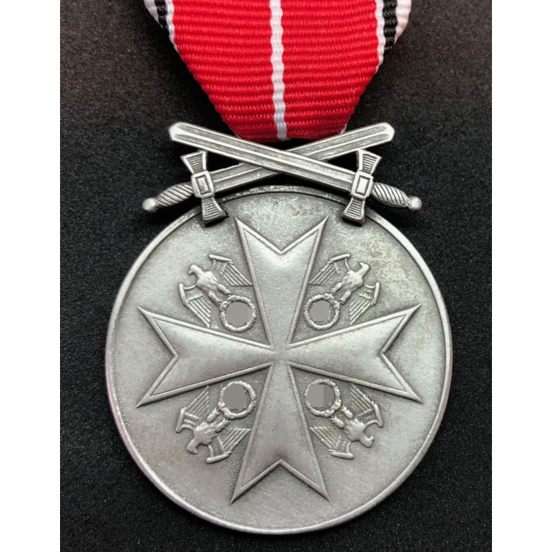 Repro Medaglia Tedesca Al Merito con Spade ww2. Per Rievocazione.
