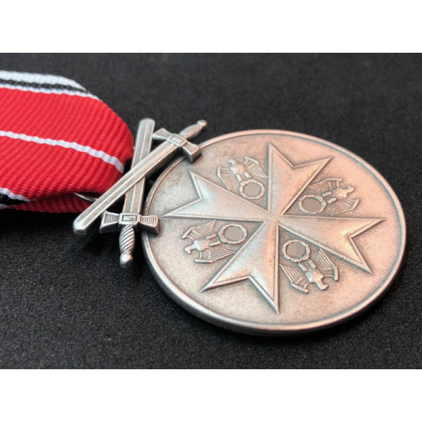 Repro Medaglia Tedesca Al Merito con Spade ww2. Per Rievocazione.