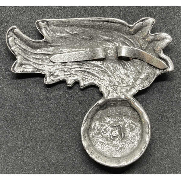 Cap Badge - Royal Carbeneers (Variant) 2