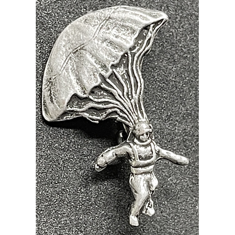 Distintivo Commemorativo del Primo Lancio in Libia dei Paracadutisti del Battaglione Nembo e della Folgore