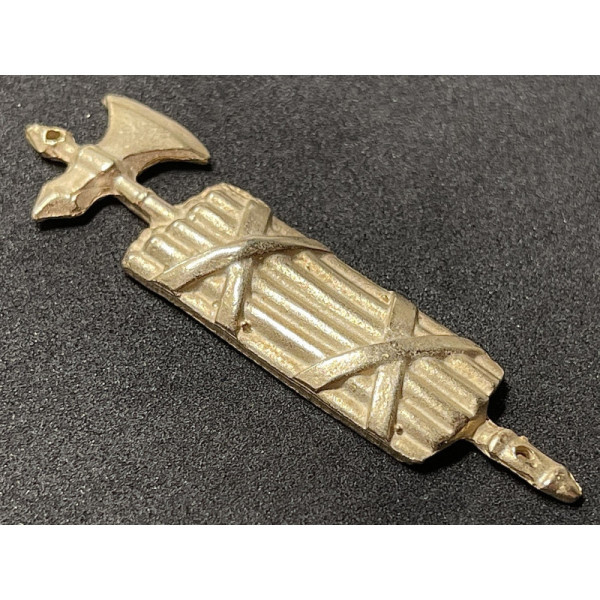 Hat badge of the Black Brigades (First Type)