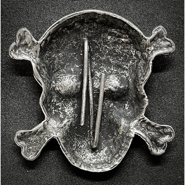 Cap Badge - Black Brigades (Long Tibias) 2