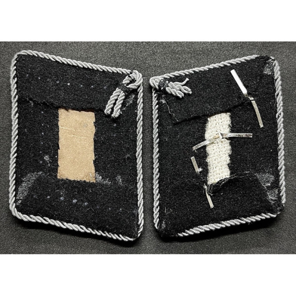 Waffen-SS Collar Tabs - Untersturmführer