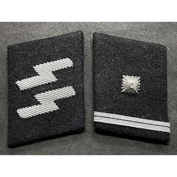 Waffen-SS Collar Tabs - Scharführer