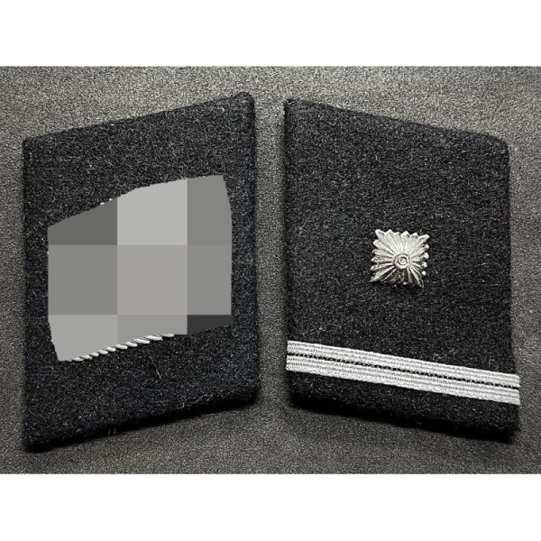 Mostrine Waffen-SS - Scharführer