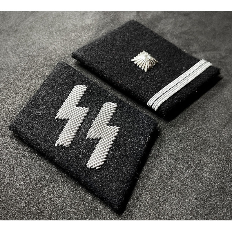 Waffen-SS Collar Tabs - Scharführer