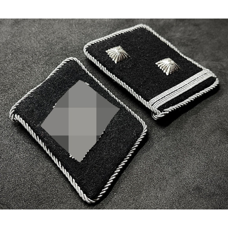 Waffen-SS Collar Tabs - Hauptscharführer