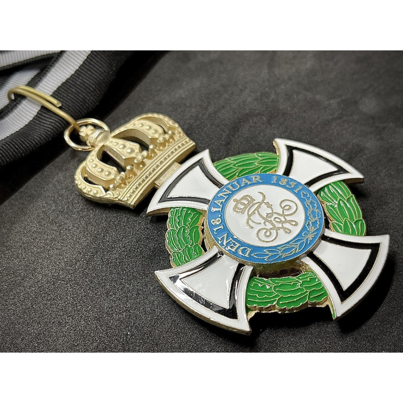 Hausorden von Hohenzollern - Commander Klasse