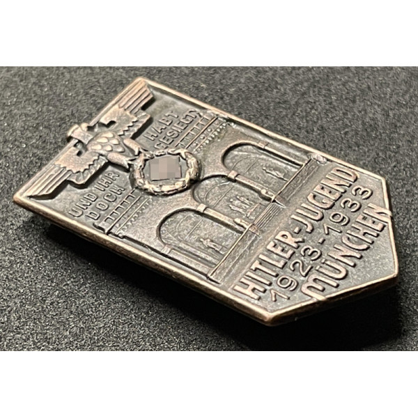 Distintivo per il Decimo Anniversario della Hitlerjugend a Monaco 1923-1933