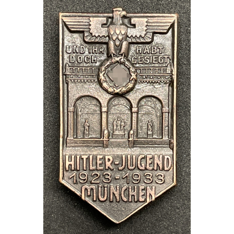 Abzeichen zum 10-jährigen Jubiläum der Hitlerjugend im München 1923-1933
